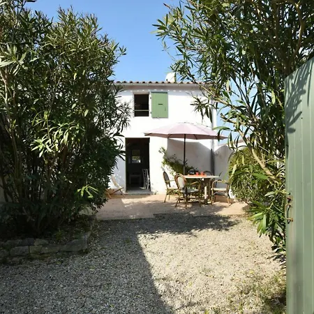 펜션 Maison De Charme Avec Cour, 2 Chambres, Cuisine Equipee, Proche Village St Clement Des Baleines - Fr-1-434-74