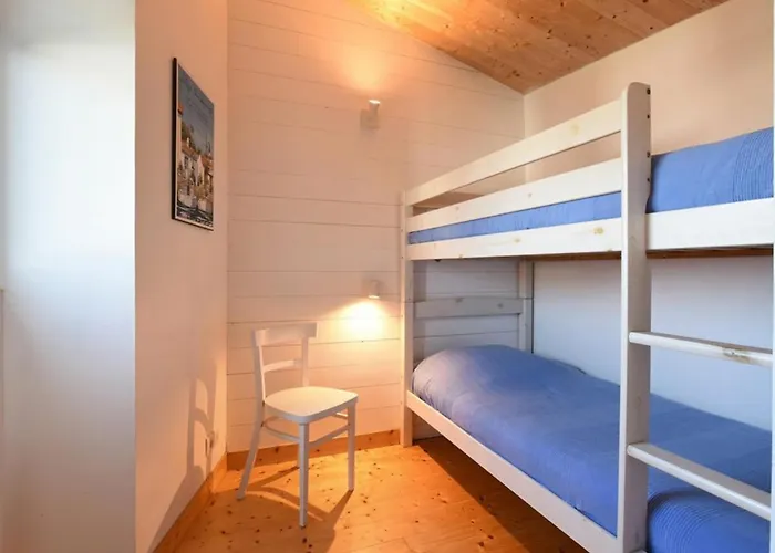 Holiday home Maison De Charme Avec Cour, 2 Chambres, Cuisine Equipee, Proche Village St Clement Des Baleines - Fr-1-434-74